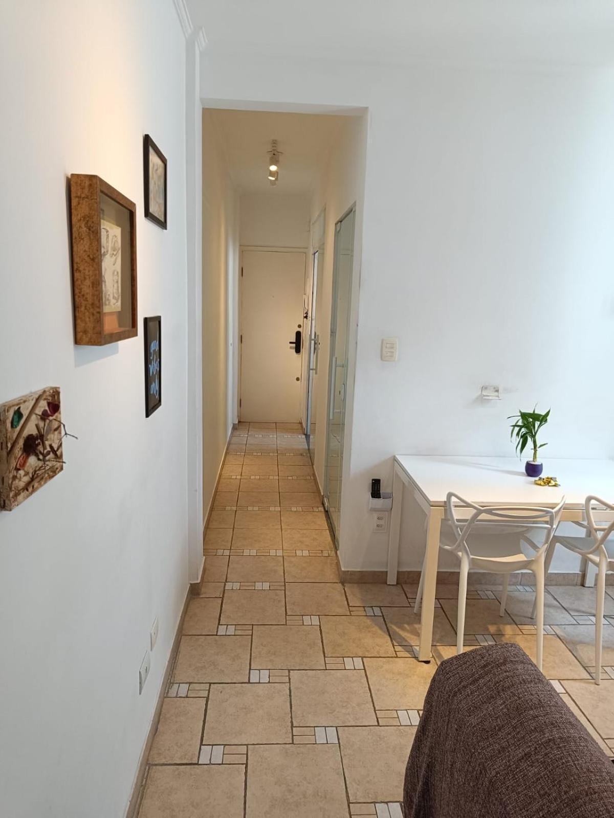 Comfortable Gonzaga - Em 1 Minuto A Pe Ta Na Gonzaga Em E No Shopping Balneario, 2 Ar-condicionados, Portaria 24 Horas, Elevador, 1 Vaga Carro Gratis, Wi-fi Gratis, Enxoval Gratuito, Gonzaga, Bicicleta Disponi * Santos (Sao Paulo)