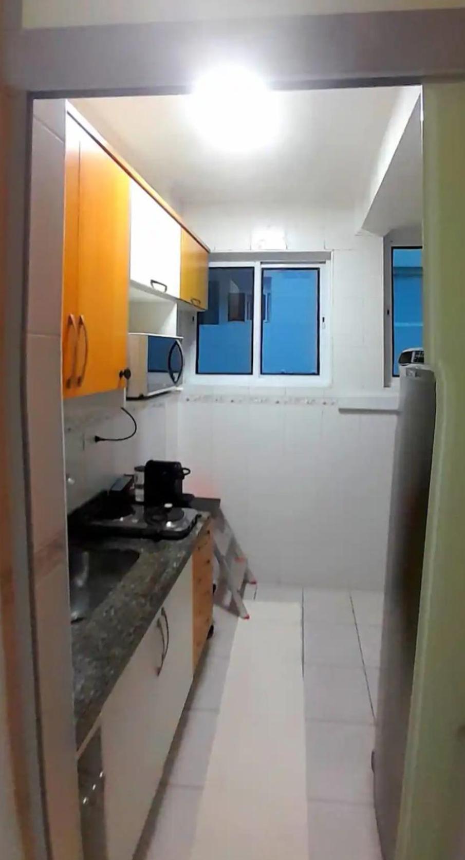 Comfortable Gonzaga - Em 1 Minuto A Pe Ta Na Gonzaga Em E No Shopping Balneario, 2 Ar-condicionados, Portaria 24 Horas, Elevador, 1 Vaga Carro Gratis, Wi-fi Gratis, Enxoval Gratuito, Gonzaga, Bicicleta Disponi Apartment *